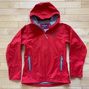 Patagonia Torrentshell Women’s Rain Jacket XS Red